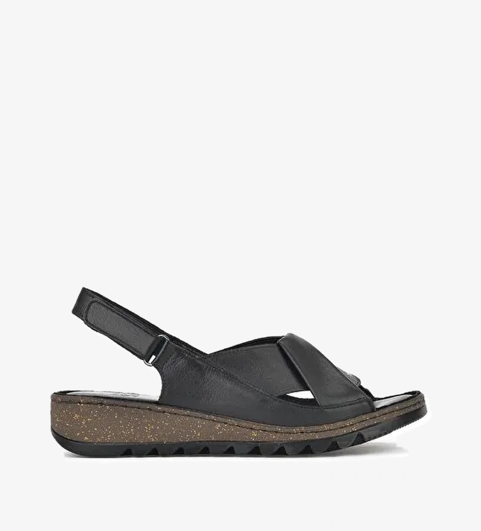 Ziya Ayakkabı Kadın Hakiki Deri Sandalet 1311008 018 Siyah model görseli