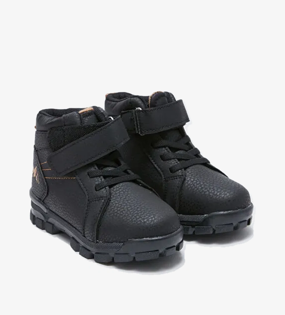 Lcw Steps Deri Görünümlü Cırt Cırtlı Erkek Bebek Bot model görseli