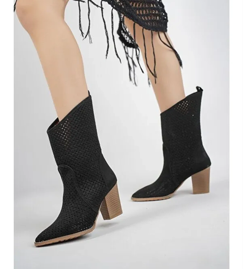 Muggo İndiana Garantili Kadın Lazer Kesim Şık Tarz Ve Rahat Kovboy Çizme Yazlık Bot model görseli