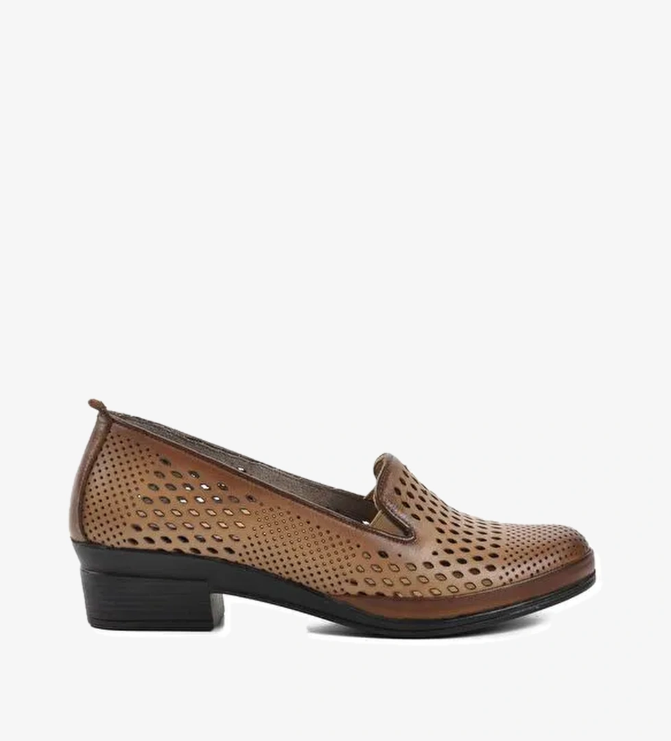 82 Krem Hakiki Deri Kadın Günlük Ayakkabı - Görsel 1