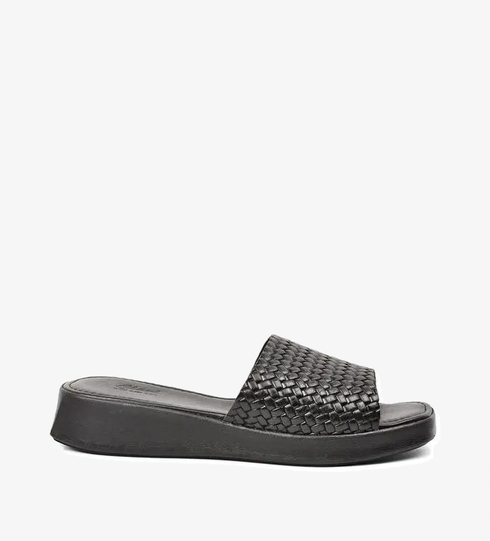 837 Siyah Hakiki Deri Tek Bantlı Kadın Terlik - Görsel 1