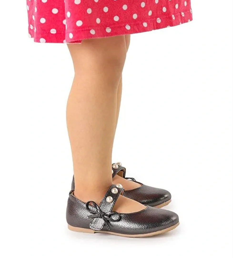 Bareti Vakko İncili Günlük Cırtlı Kız Çocuk Babet Ayakkabı