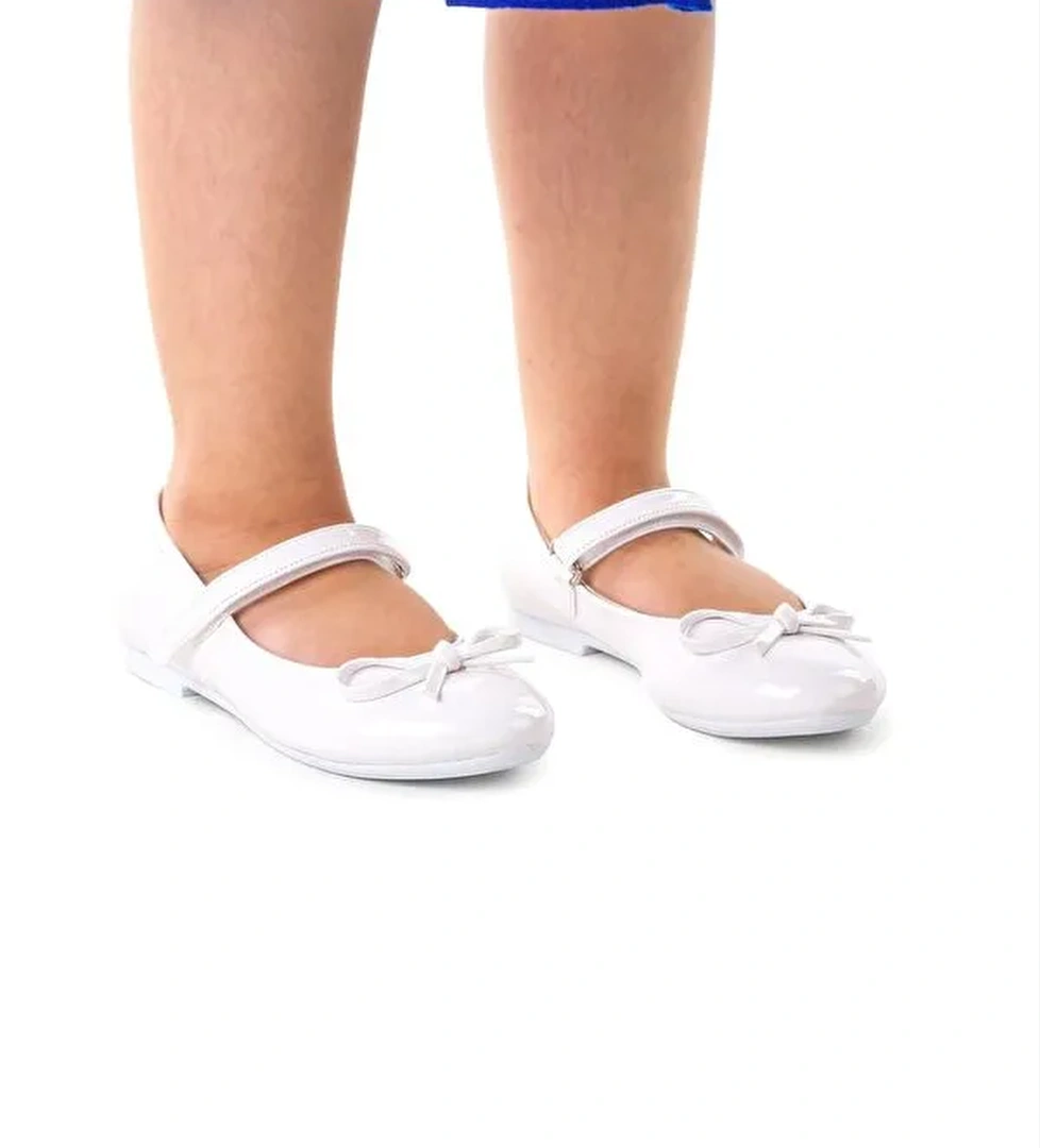 Barbe Rugan Fiyonklu Cırtlı Kız Çocuk Babet Ayakkabı