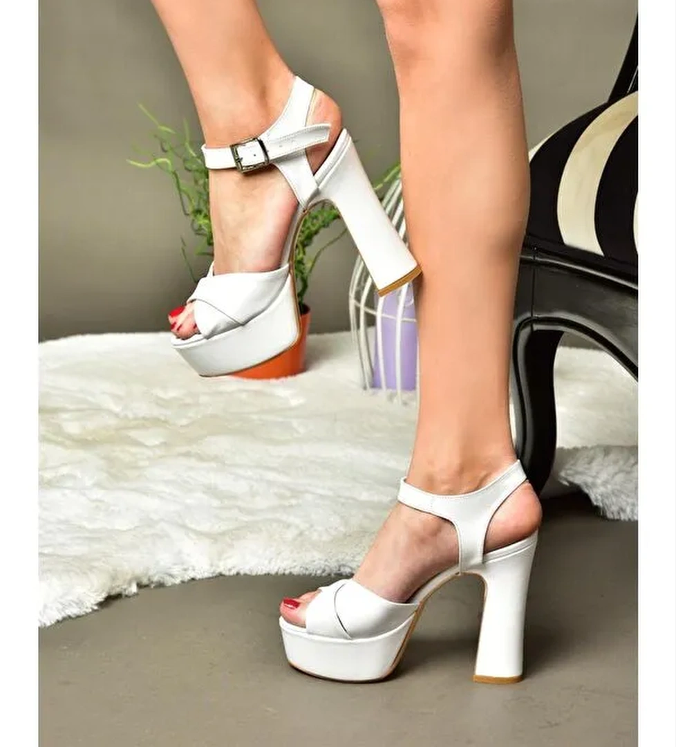M348202409 Beyaz Platform Topuklu Kadın Abiye Ayakkabı