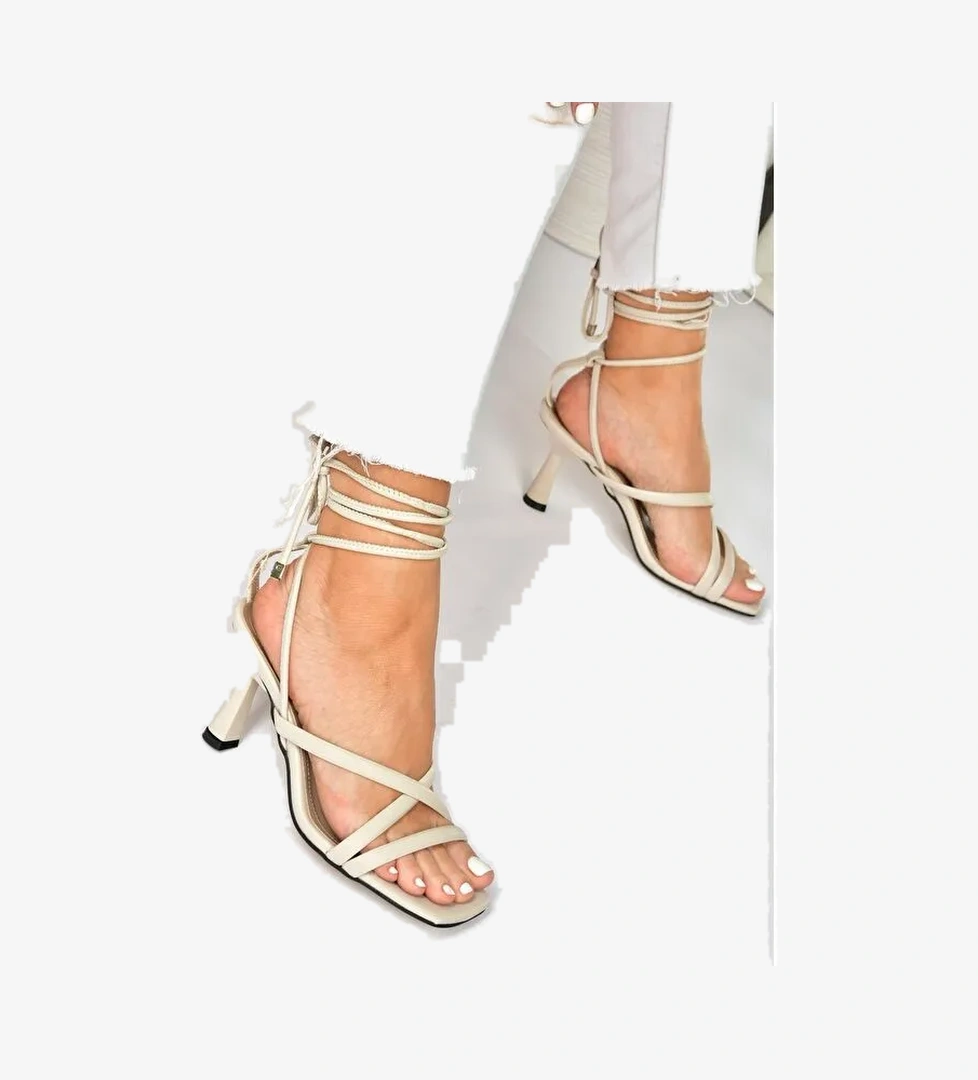 Bej Bilek Bağlamalı Kadın Topuklu Ayakkabı K404070209