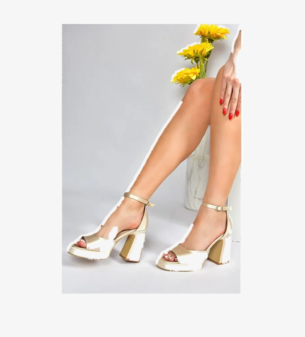 Ten Saten Kumaş Kalın Platform Topuklu Kadın Ayakkabı M570020804