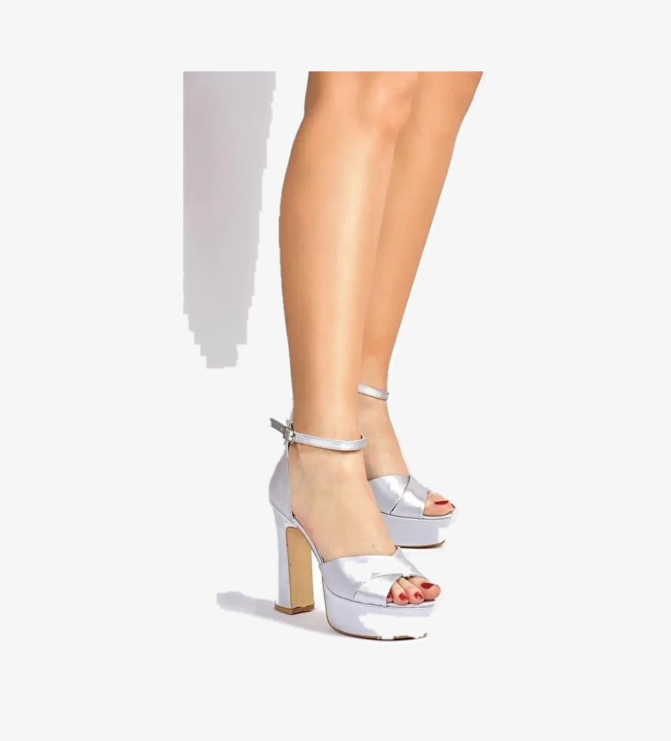 Gümüş Saten Kumaş Platform Topuklu Kadın Abiye Ayakkabı M348202504