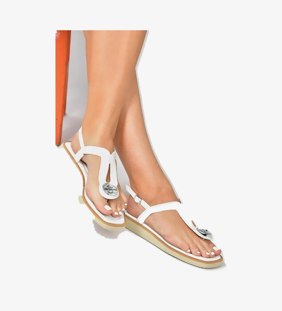 Beyaz Taşlı Parmak Arası Günlük Kadın Sandalet P252055009 - Görsel 1