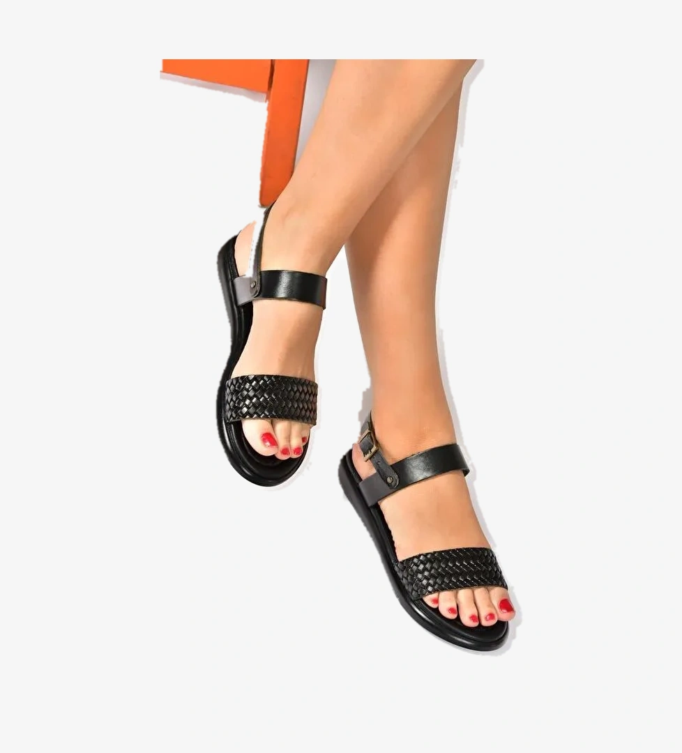 Siyah Hakiki Deri Günlük Kadın Sandalet P291013603 - Görsel 1