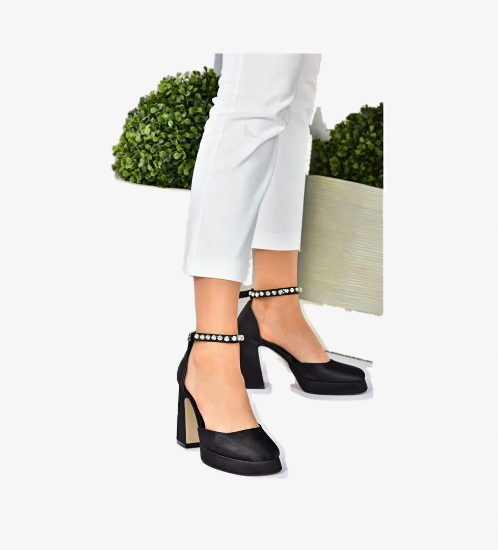 Siyah Saten Kumaş Kalın Platform Topuklu Kadın Ayakkabı M404111804 - Görsel 1