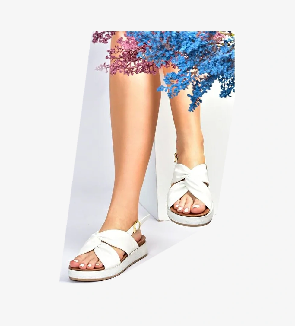 Beyaz Günlük Kadın Sandalet M524022309