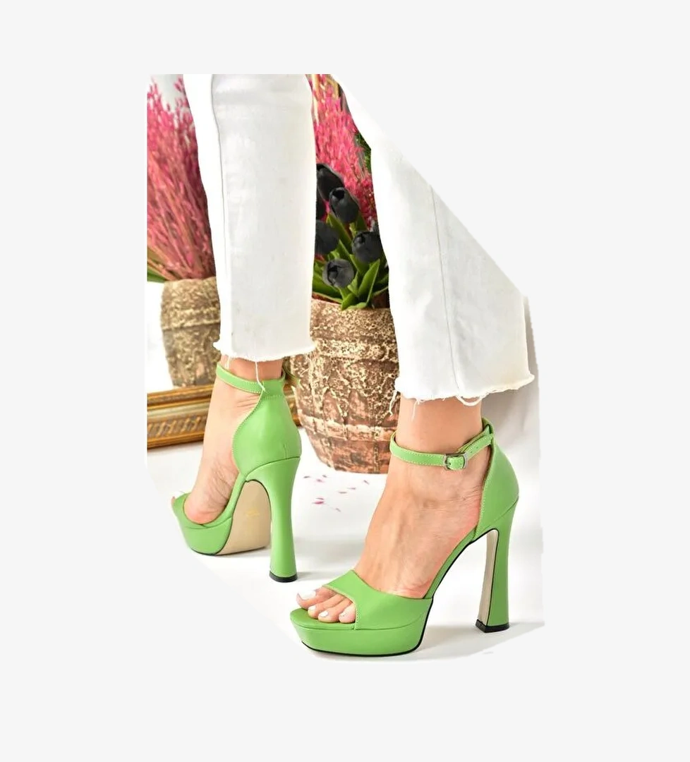 Çimen Yeşili Platform Kalın Topuklu Kadın Ayakkabı K404580109