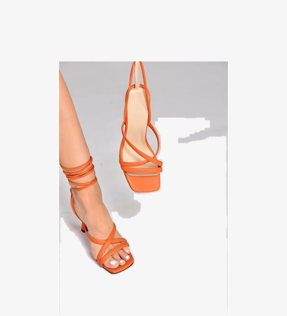 Turuncu Bilek Bağlamalı Kadın Topuklu Ayakkabı K404070209