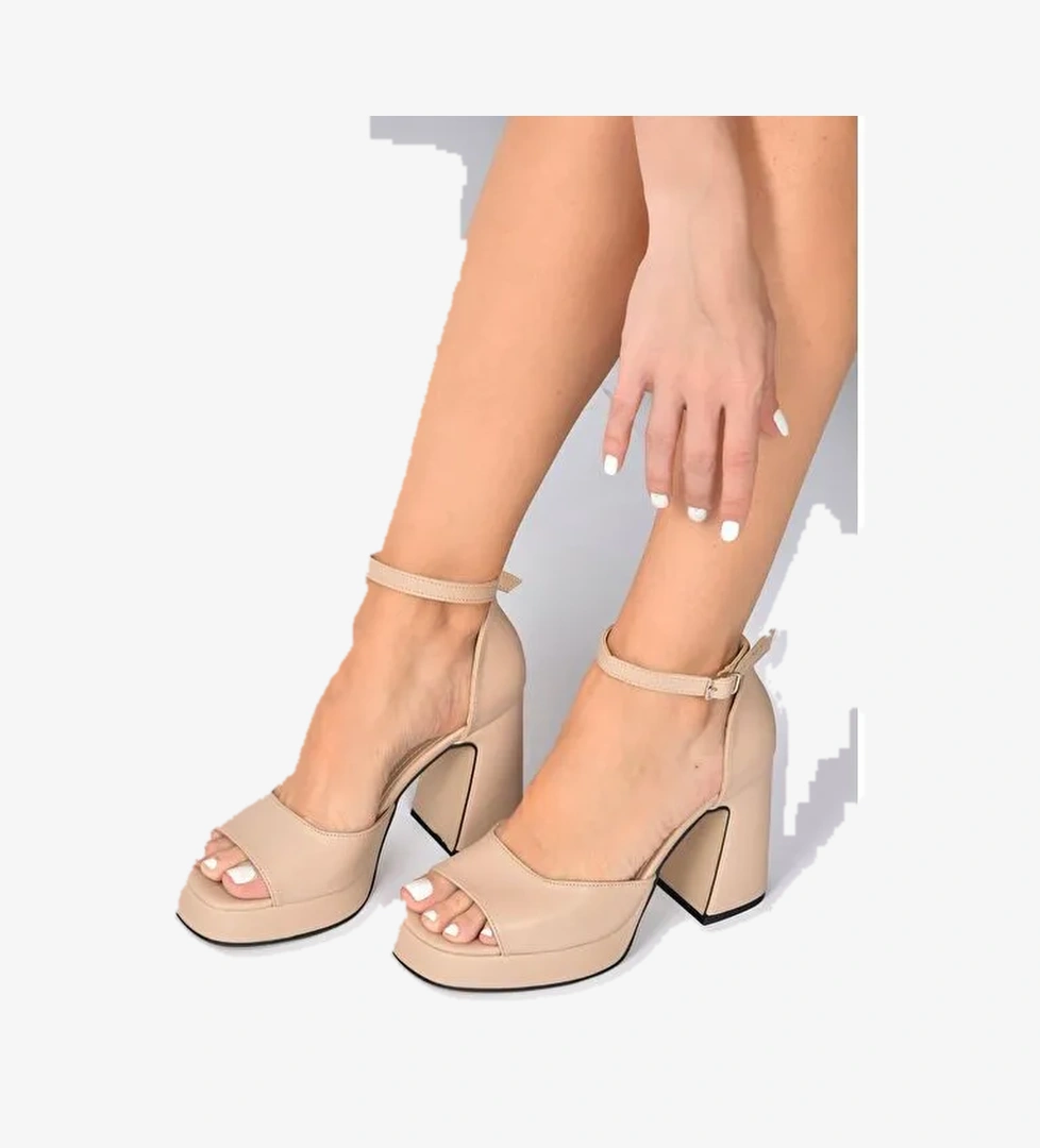 Ten Kalın Platform Topuklu Kadın Ayakkabı K404100209