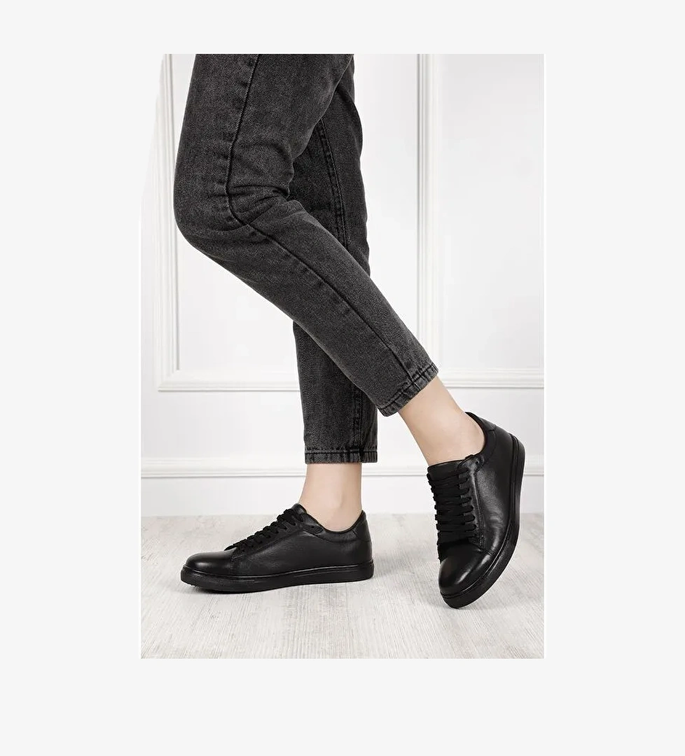 Hakiki Deri Yuvarlak Burun Bağcıklı Kadın Sneaker 24237 - Görsel 1