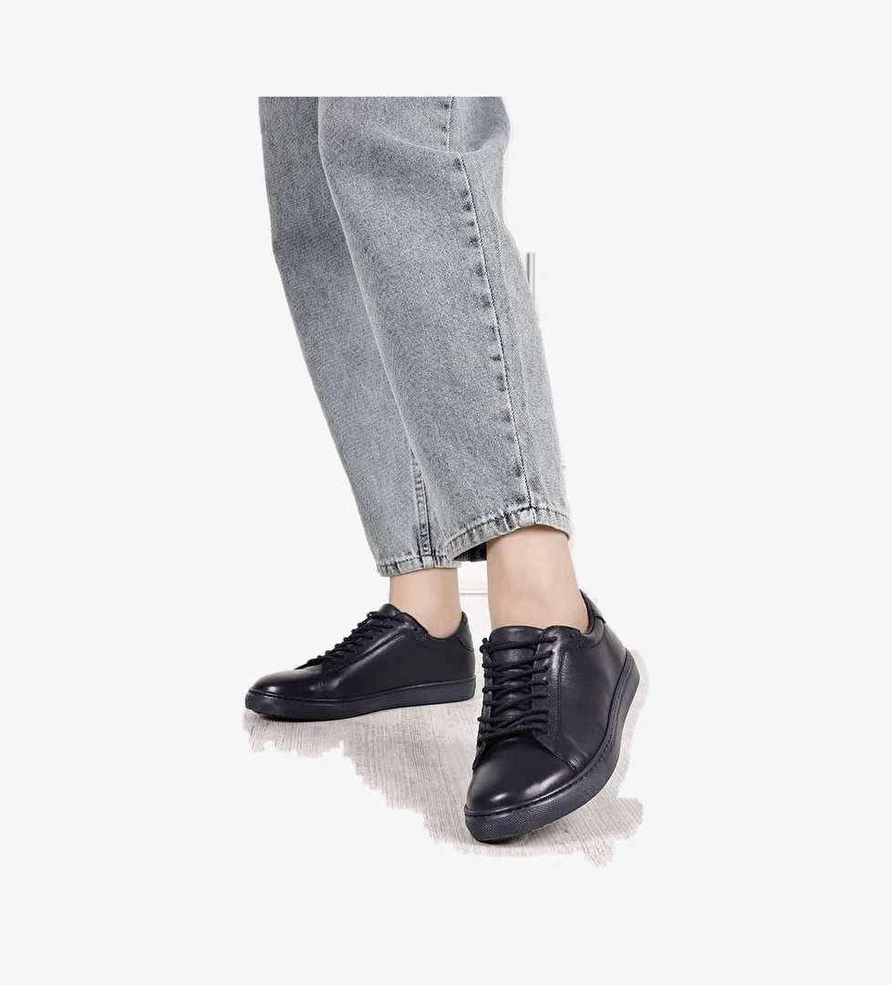 Hakiki Deri Yuvarlak Burun Bağcıklı Kadın Sneaker 24237 - Görsel 1