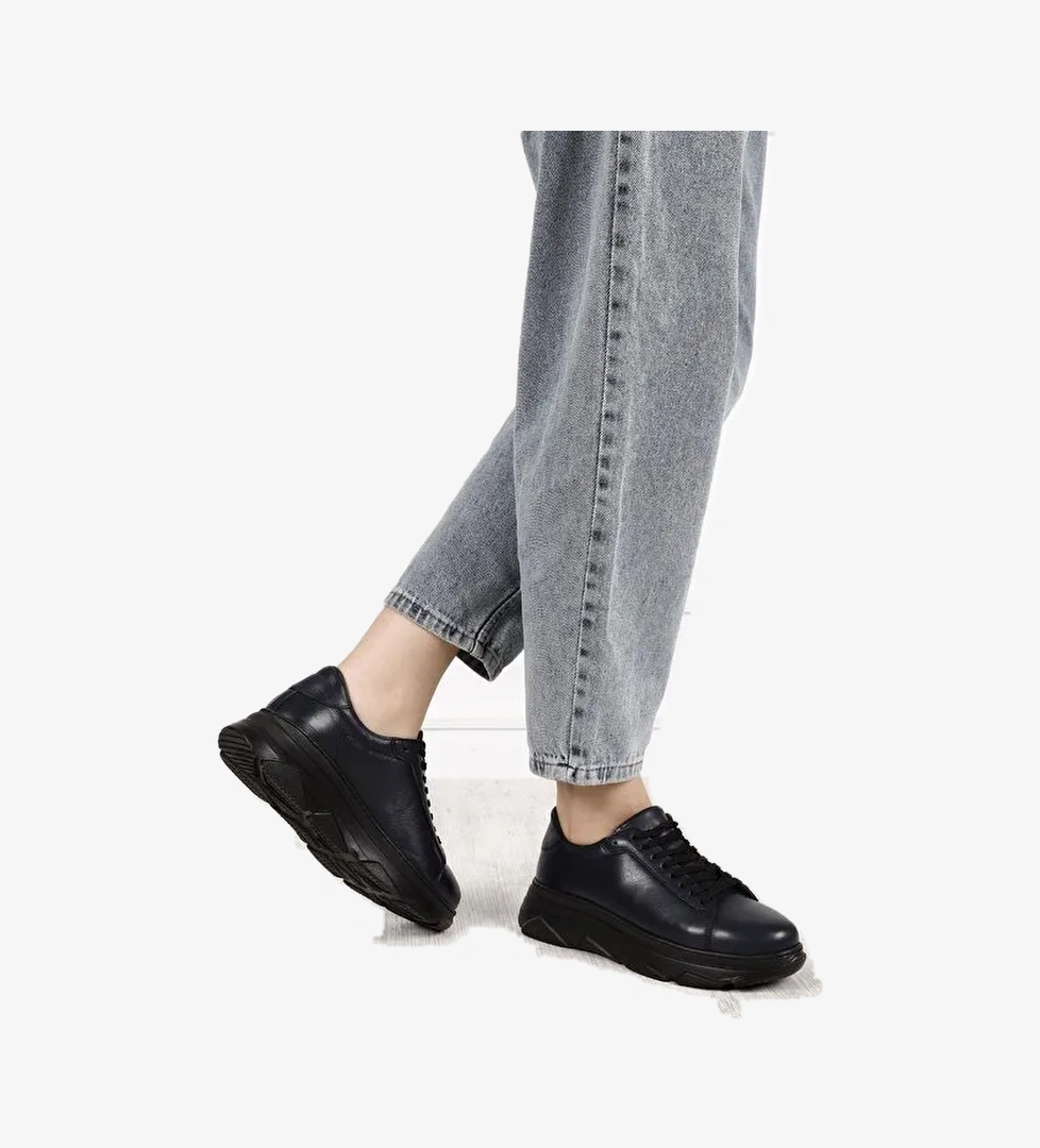 Hakiki Deri Yuvarlak Burun Dolgu Taban Bağcıklı Kadın Sneaker 24166 - Görsel 1