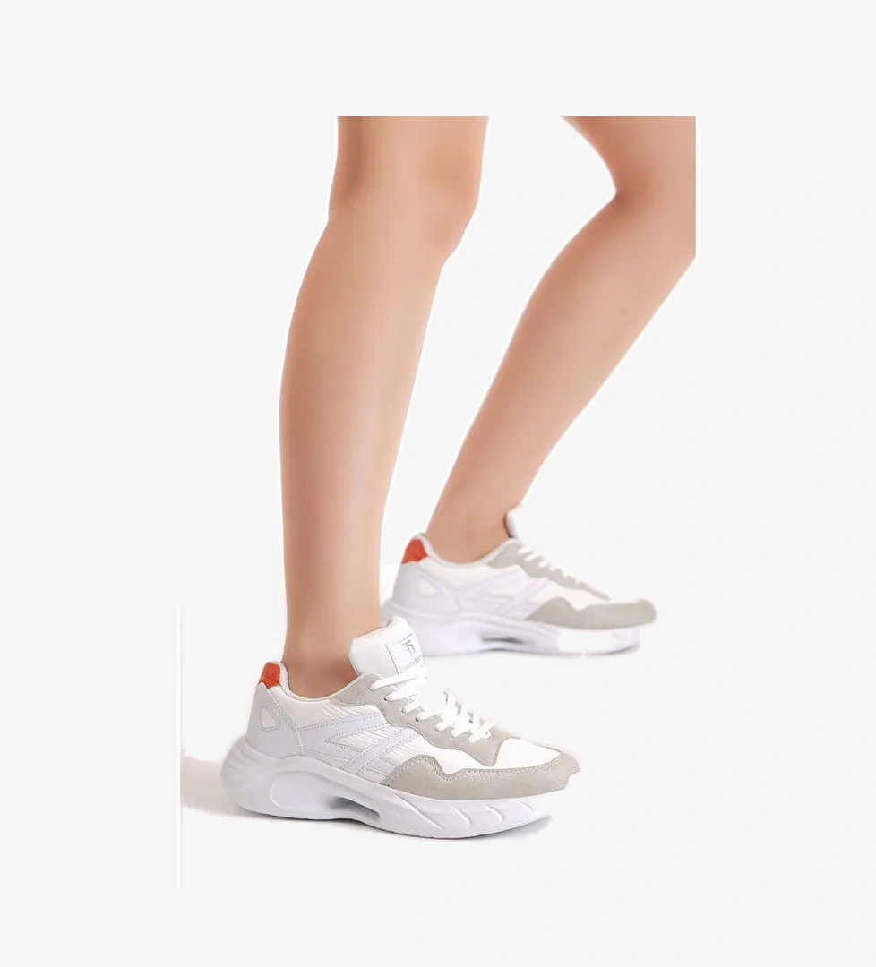 Kadın Beyaz Gri Faylon Taban Şeritli Bağcıklı Spor Ayakkabı