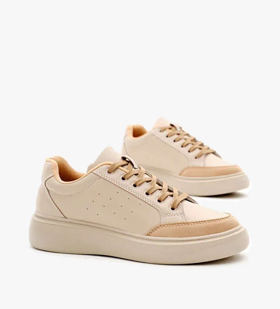 Kadın Bej Rahat Kalıp Yüksek Poli Taban Bağcıklı Spor Ayakkabı