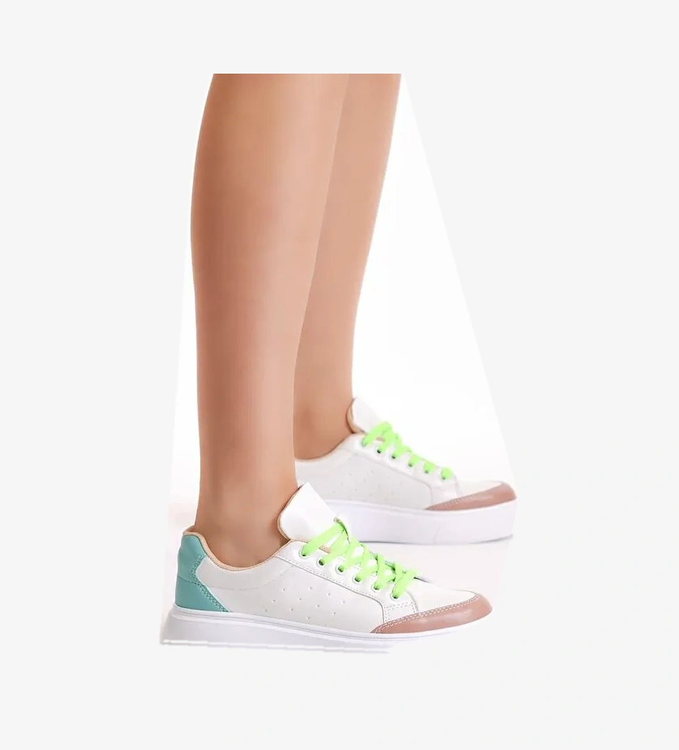 Kadın Beyaz Yeşil Poli Taban Bağcıklı Spor Ayakkabı