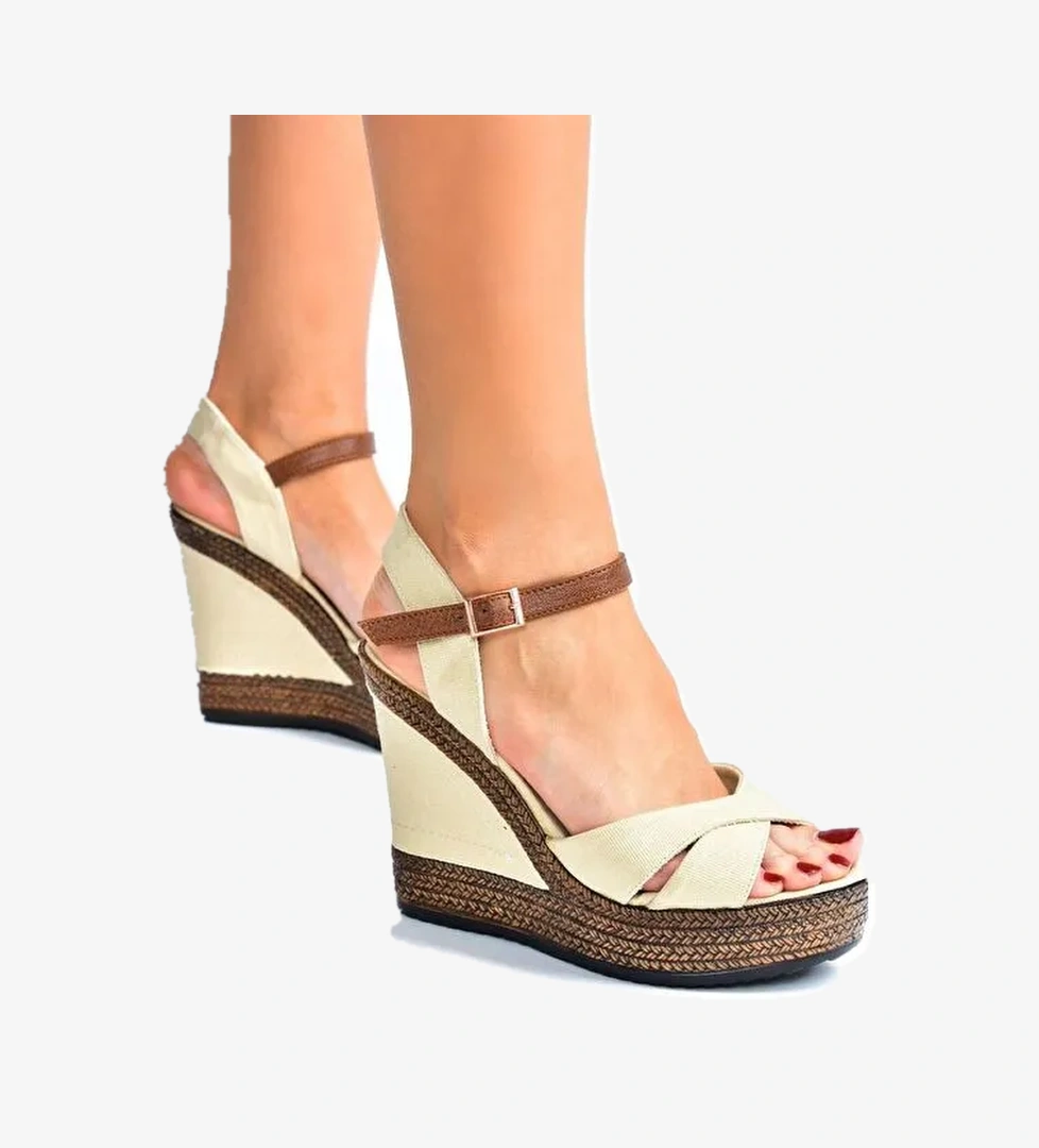 9674070905 Bej Dolgu Taban Kadın Ayakkabı