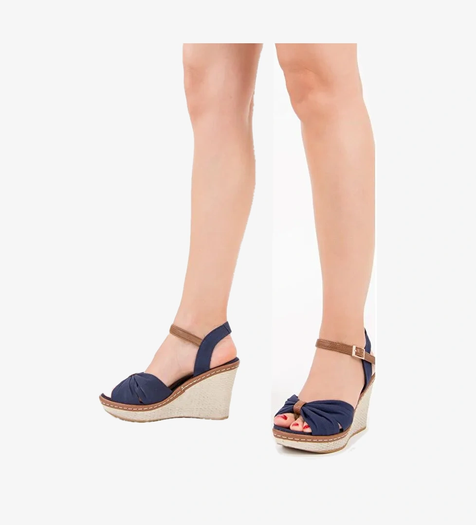 F674040405 Lacivert Dolgu Taban Kadın Ayakkabı