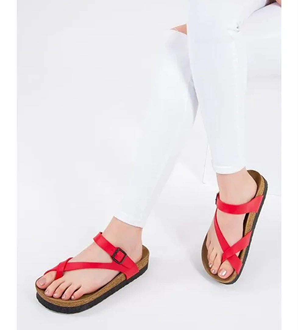 B777753009 Kırmızı Kadın Terlik