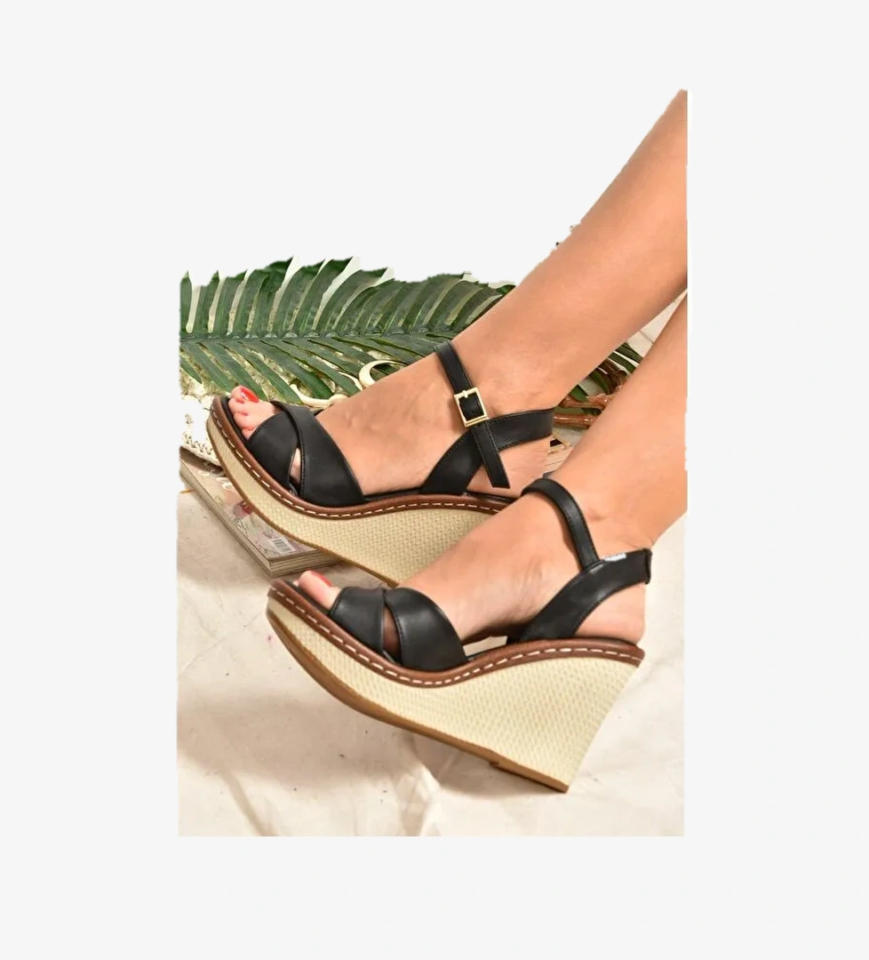 9674040209 Siyah Dolgu Taban Kadın Ayakkabı - Görsel 1