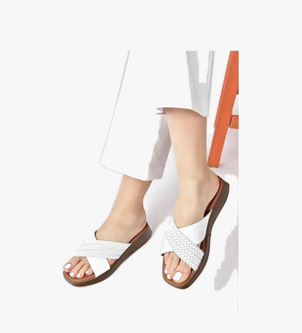 M291049903 Beyaz Kadın Terlik