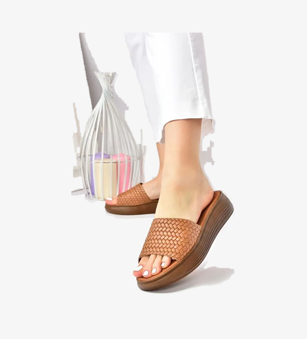 Fox Shoes M291850003 Siyah Taba Kadın Terlik model görseli