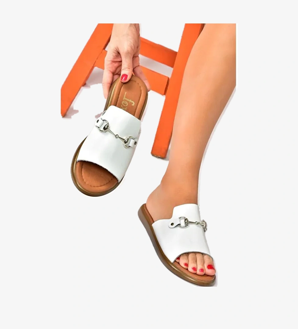 P291009303 Beyaz Kadın Terlik