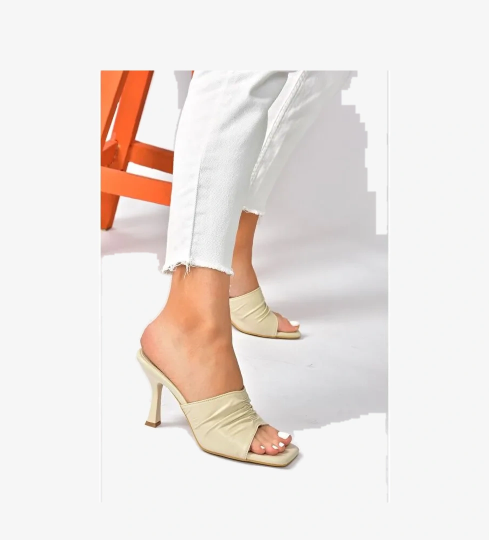 P590233809 Bej Kadın Terlik - Görsel 1