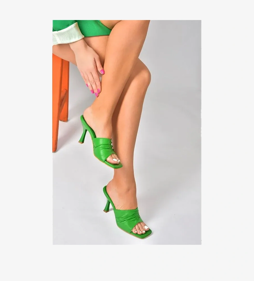 P590233809 Yeşil Kadın Terlik