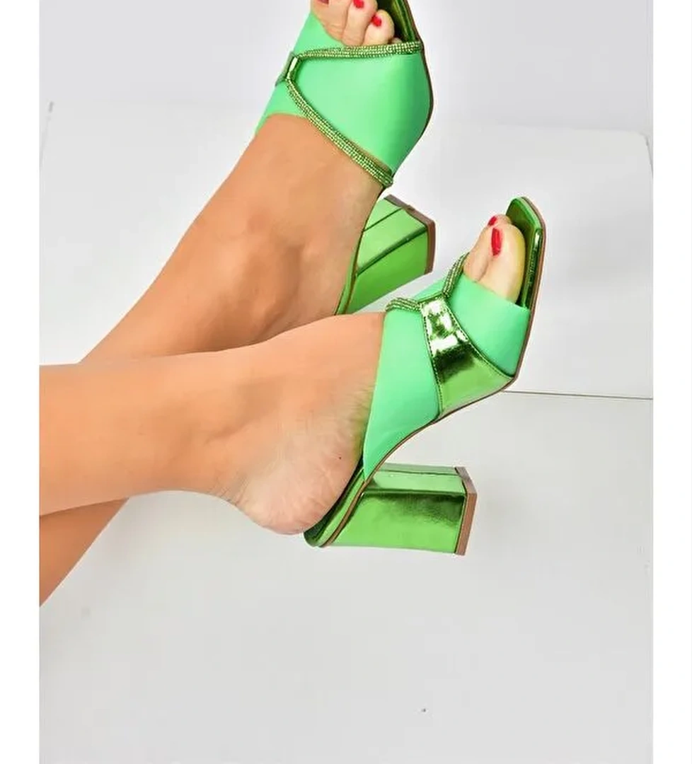 P820207523 Yeşil Kadın Terlik - Görsel 1