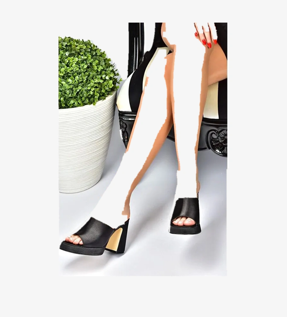 M570021204 Siyah Kadın Terlik