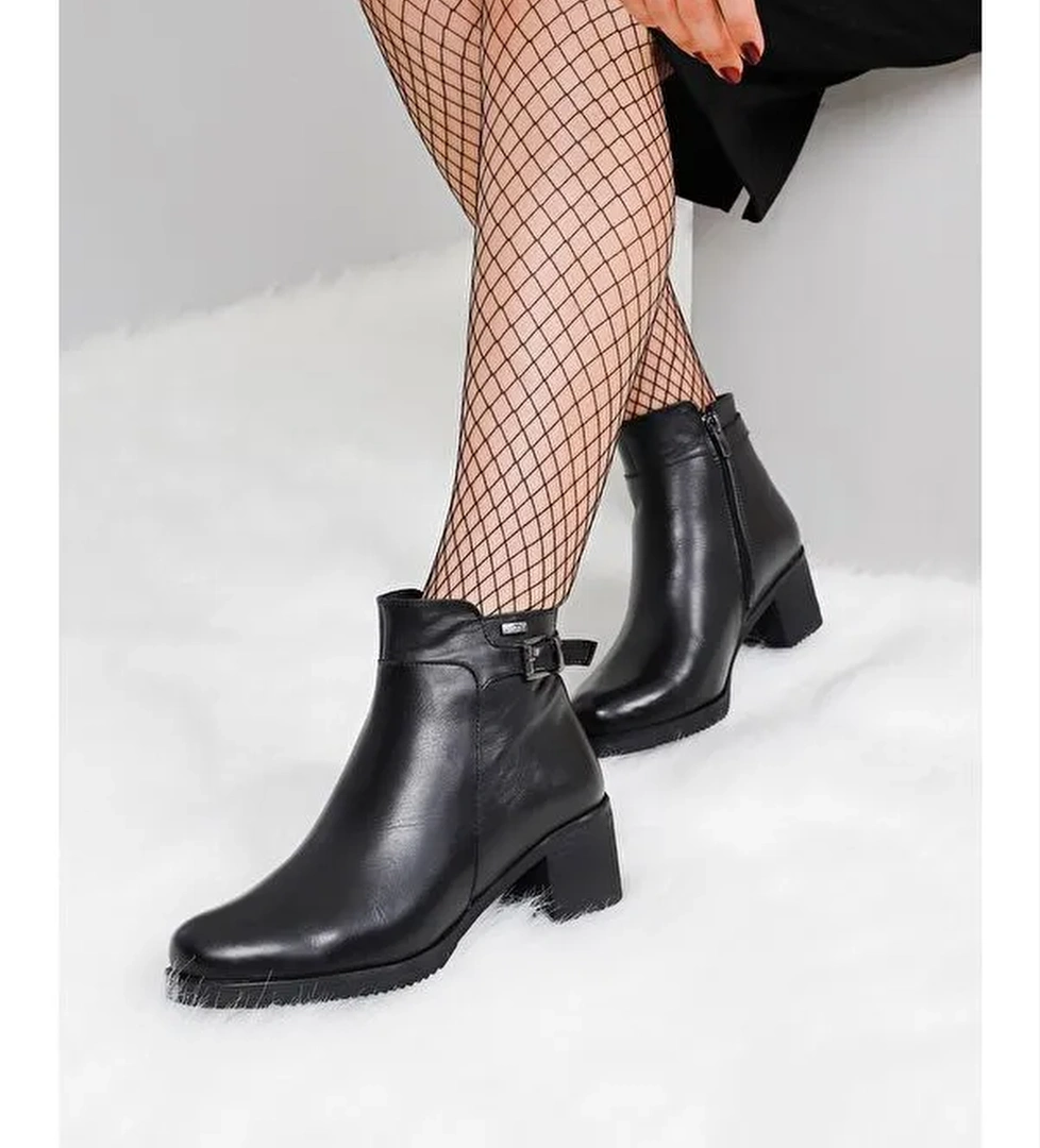 Hakiki Deri Yuvarlak Burun Topuklu Fermuarlı Tokalı Kadın Günlük Bot 47453 - Görsel 1