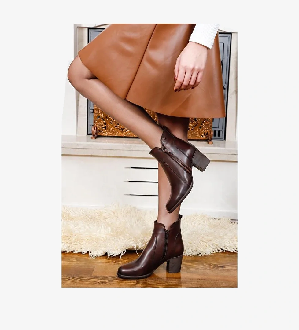 Gönderi̇(r) Hakiki Deri Yuvarlak Burun Topuklu Kauçuk Taban Fermuarlı Püsküllü Kadın Günlük Bot 10406 model görseli