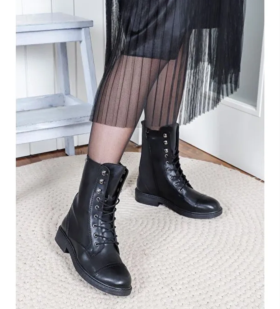 Yuvarlak Burun Kauçuk Taban Topuklu Fermuarlı Bağcıklı Kadın Günlük Postal Bot 10455 - Görsel 1