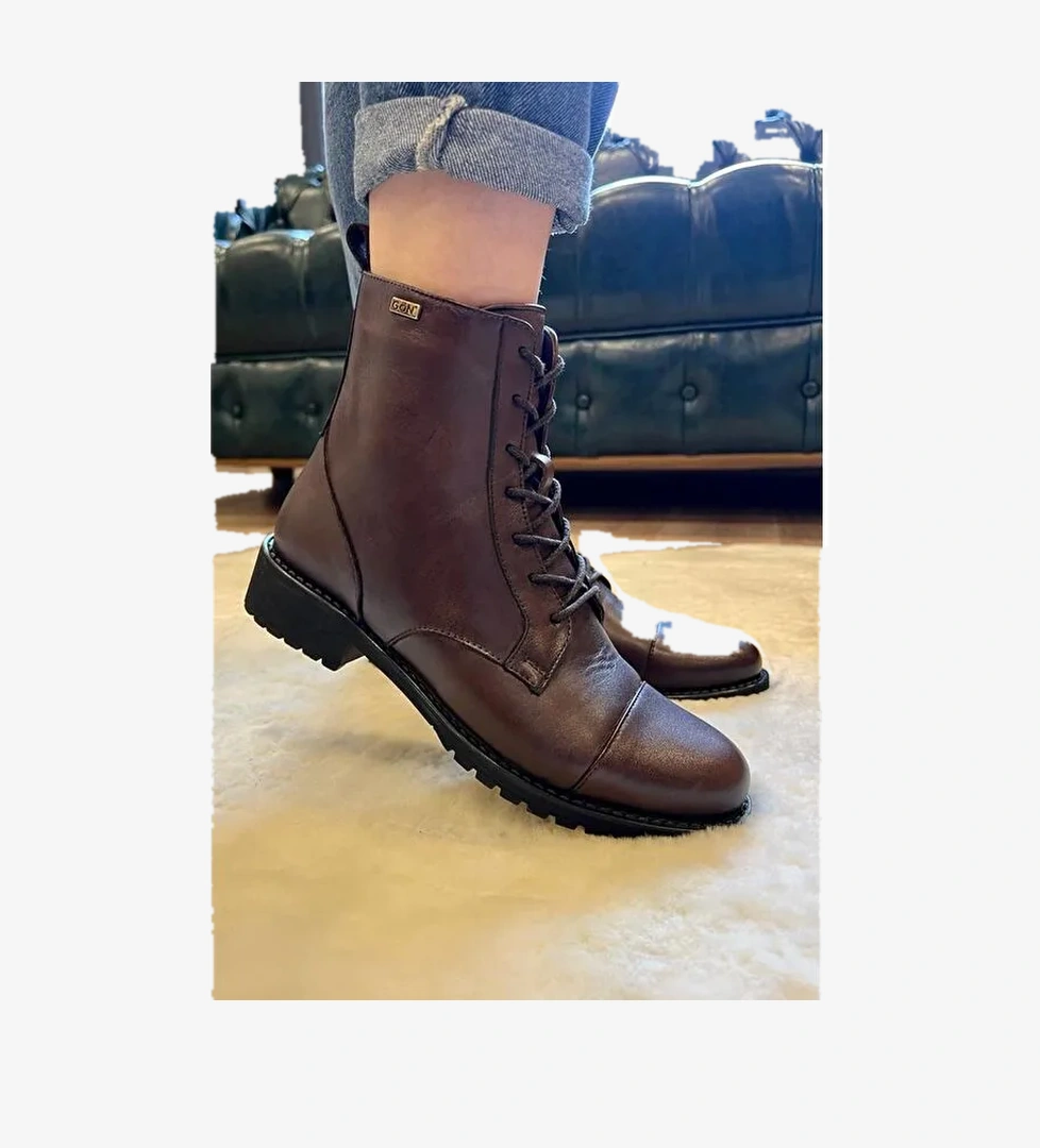 Gönderi̇(r) Hakiki Deri Yuvarlak Burun Kauçuk Taban Topuklu Fermuarlı Bağcıklı Kadın Günlük Postal Bot 46498 model görseli