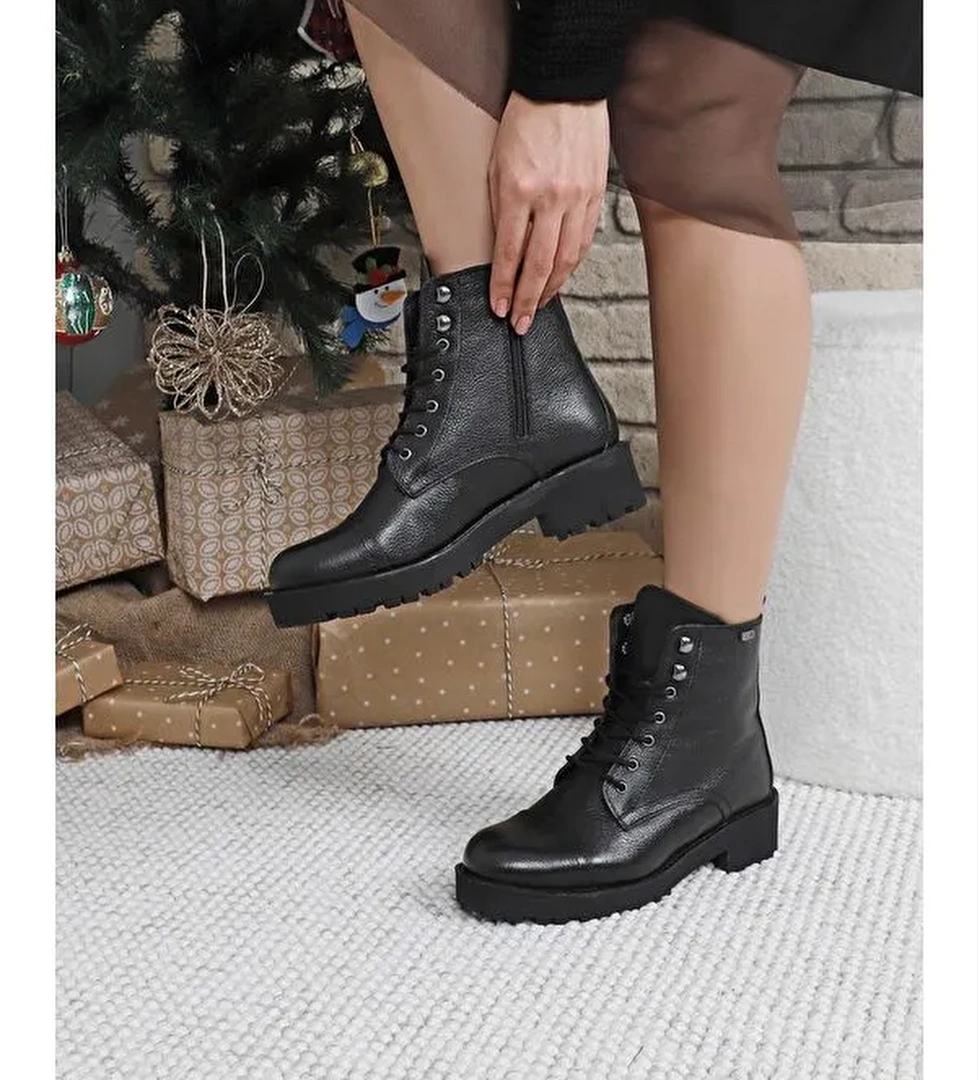 Hakiki Deri Yuvarlak Burun Kauçuk Taban Topuklu Fermuarlı Bağcıklı Kadın Günlük Postal Bot 46461 - Görsel 1