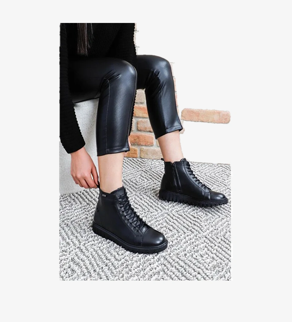 Hakiki Deri Yuvarlak Burun Kauçuk Taban Fermuarlı Bağcıklı Kadın Günlük Bot 10402 - Görsel 1