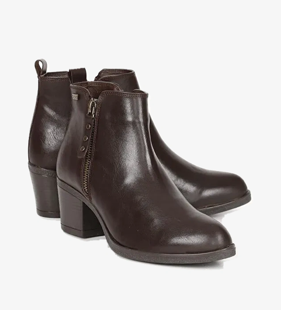 Sivri Burun Kauçuk Taban Topuklu Püsküllü Kadın Günlük Bot 20431 - Görsel 1