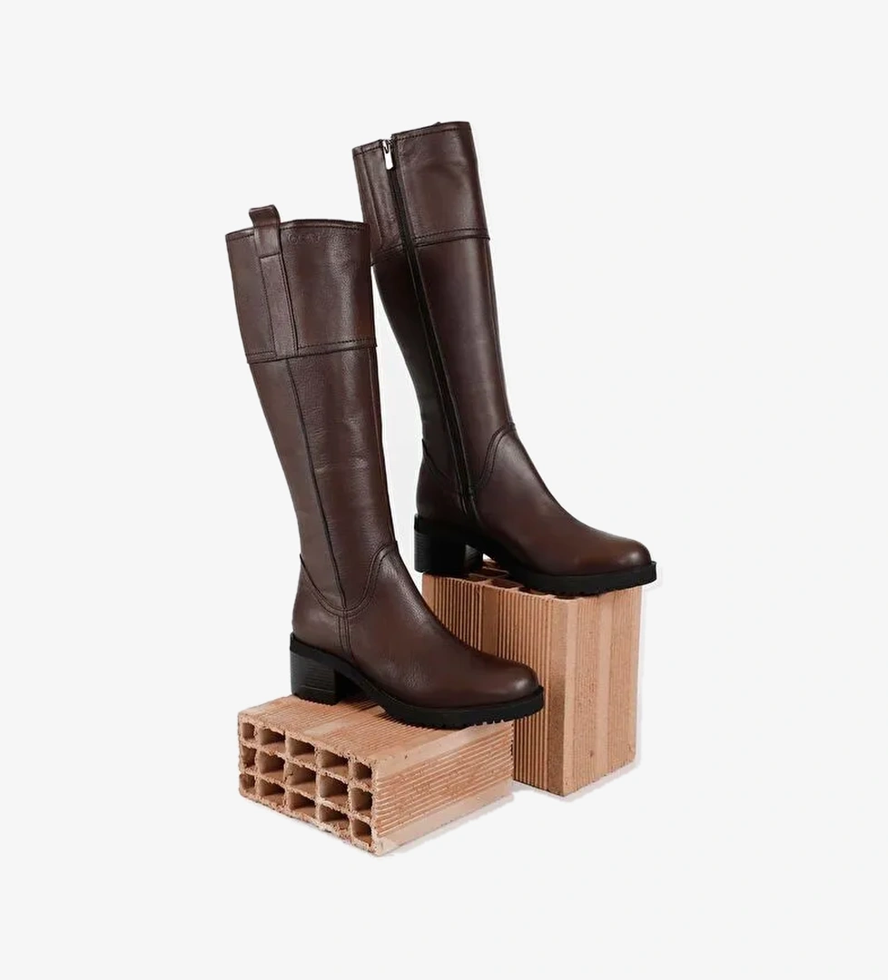 Hakiki Deri Yuvarlak Burun Kauçuk Taban Topuklu Fermuarlı Kadın Günlük Çizme 63591 - Görsel 1