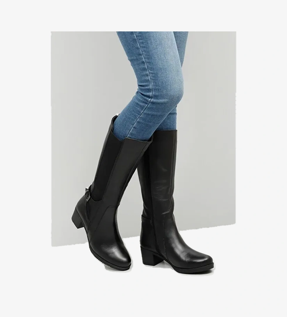 Gönderi̇(r) Hakiki Deri Yuvarlak Burun Kauçuk Taban Topuklu Fermuarlı Tokalı Kadın Günlük Çizme 44594 model görseli