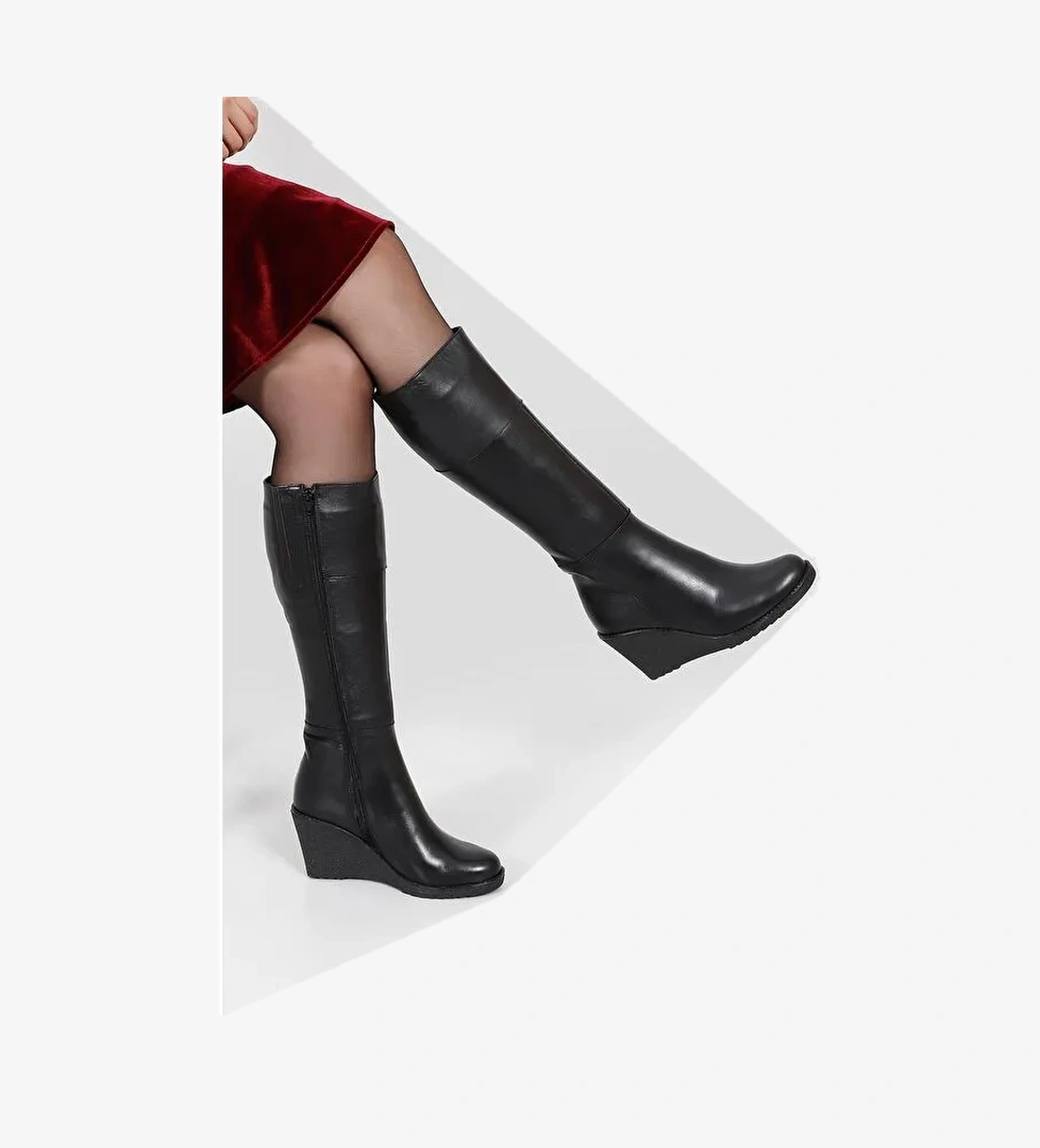 Hakiki Deri Yuvarlak Burun Kauçuk Dolgu Taban Fermuarlı Kadın Günlük Çizme 44587 - Görsel 1