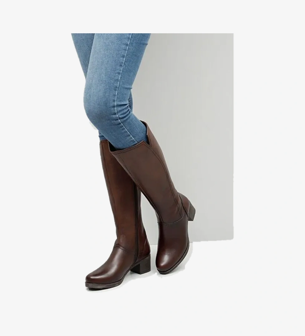 Hakiki Deri Yuvarlak Burun Kauçuk Taban Topuklu Fermuarlı Kadın Günlük Çizme 46529 - Görsel 1