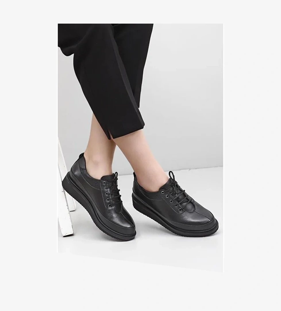 Hakiki Deri Yuvarlak Burun Dolgu Taban Bağcıklı Kadın Günlük Ayakkabı 24132 - Görsel 1