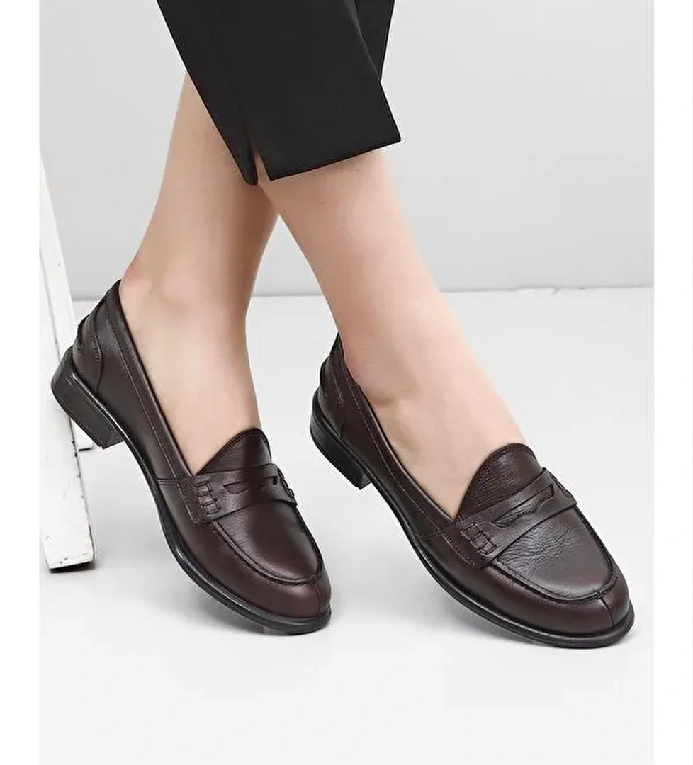 Hakiki Deri Yuvarlak Burun Kısa Topuklu Loafer Kadın Günlük Ayakkabı 24138 - Görsel 1