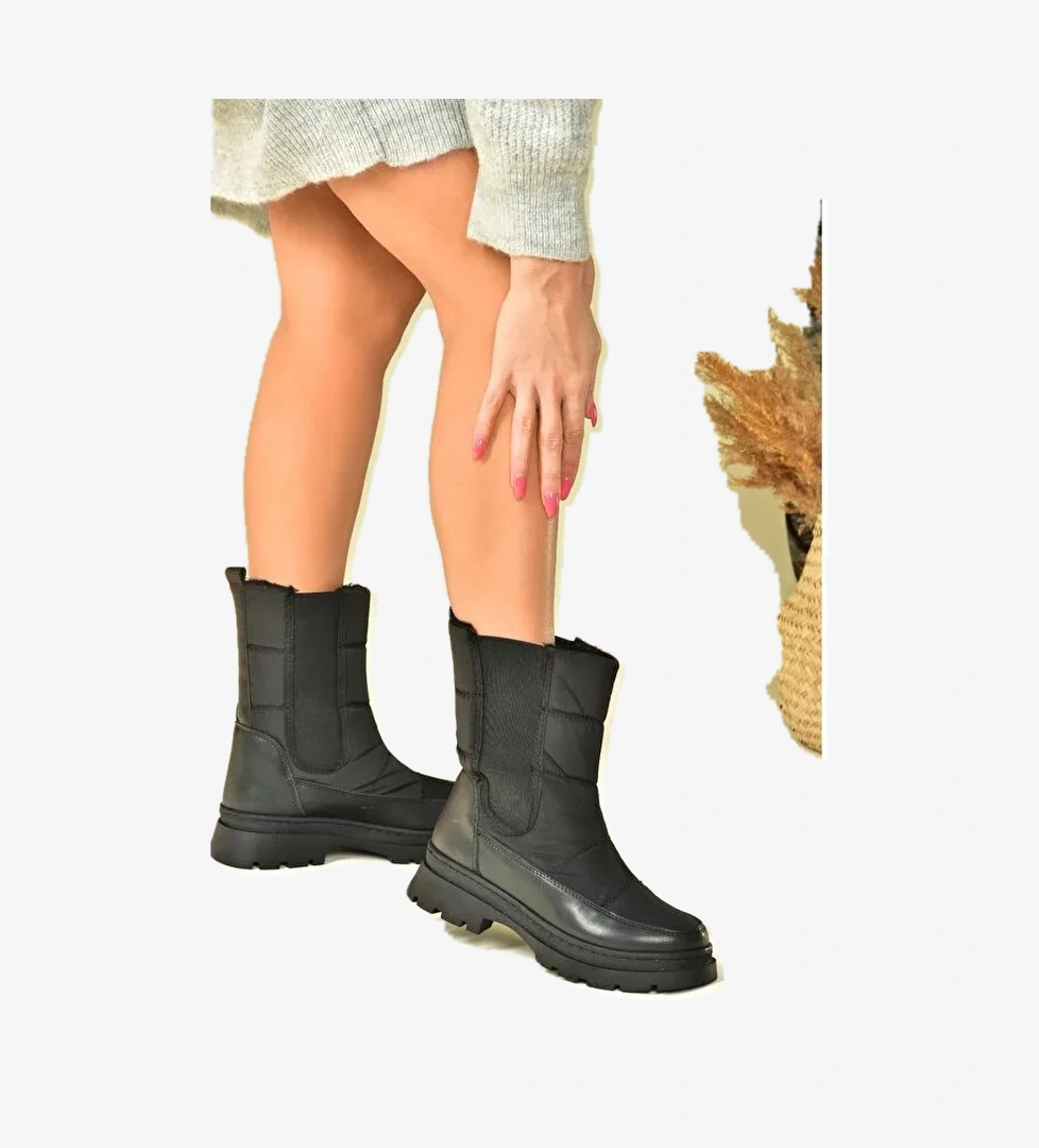 N8200012 Siyah Kadın Bot - Görsel 1