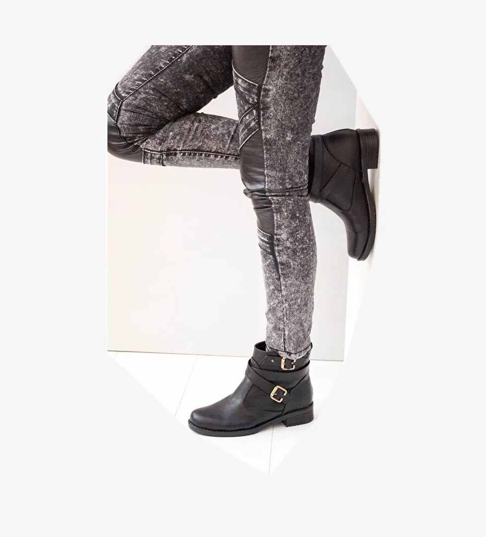 Fox Shoes A726191009 Siyah Kadın Bot model görseli